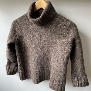 L.L.Bean crop sweater. Soft,cozy, perfect for high waisted jeans.